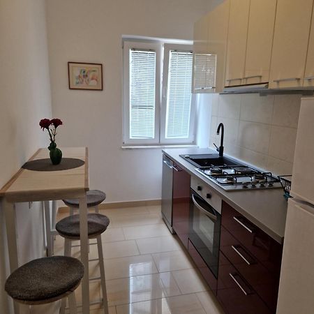 Apartments Jadranka Novalja Kültér fotó