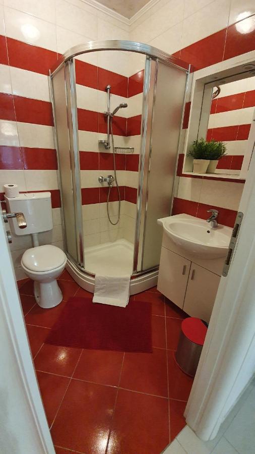 Apartments Jadranka Novalja Kültér fotó