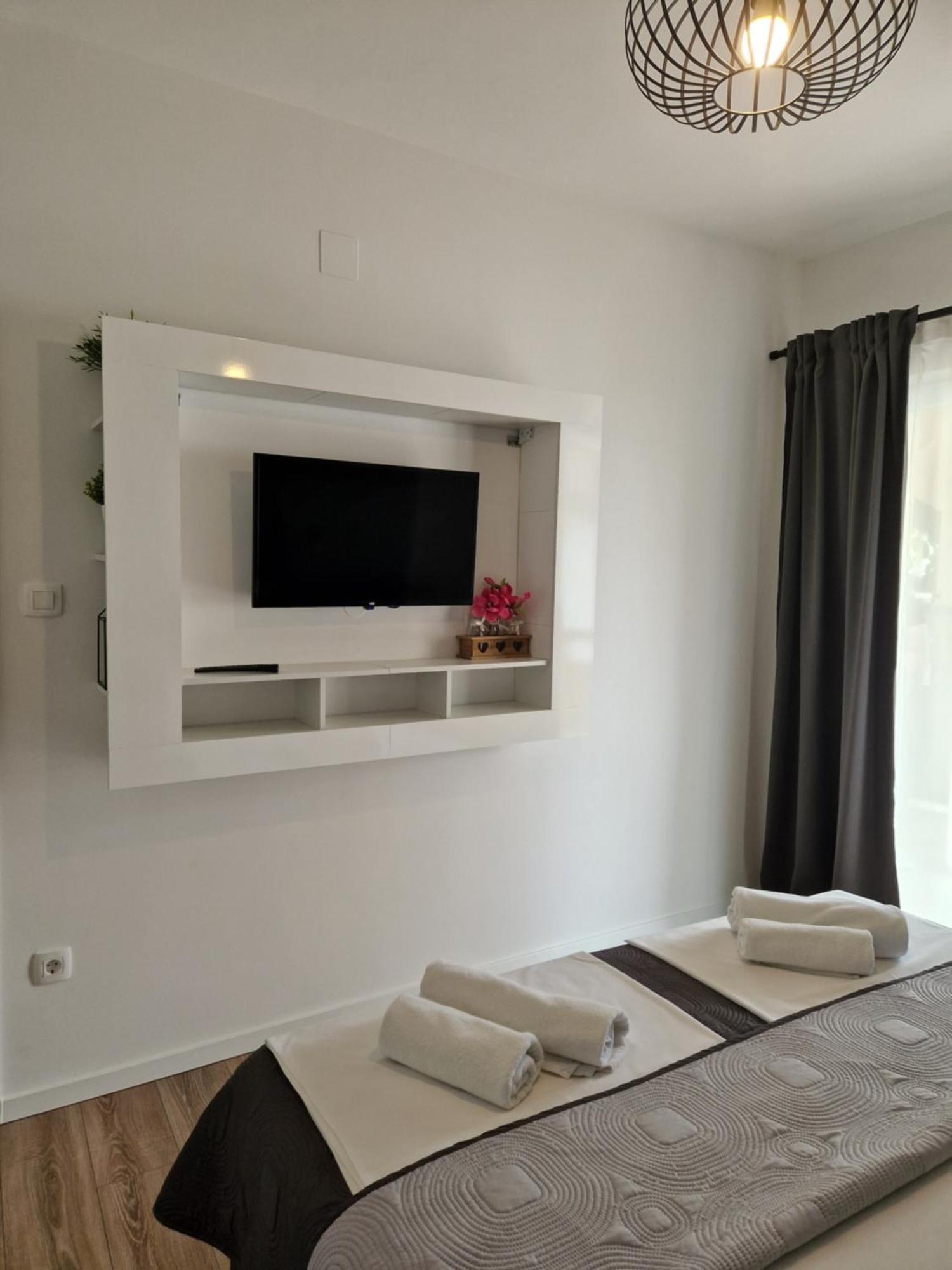 Apartments Jadranka Novalja Kültér fotó
