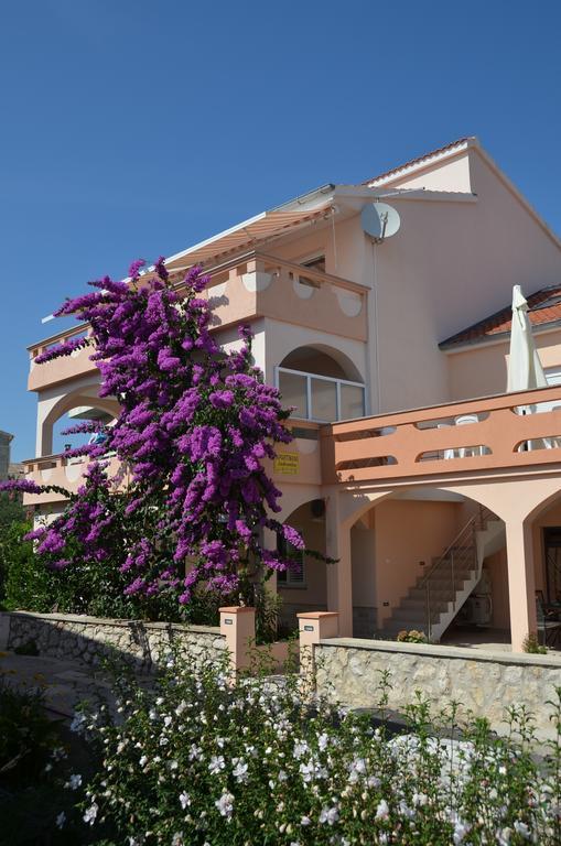 Apartments Jadranka Novalja Kültér fotó