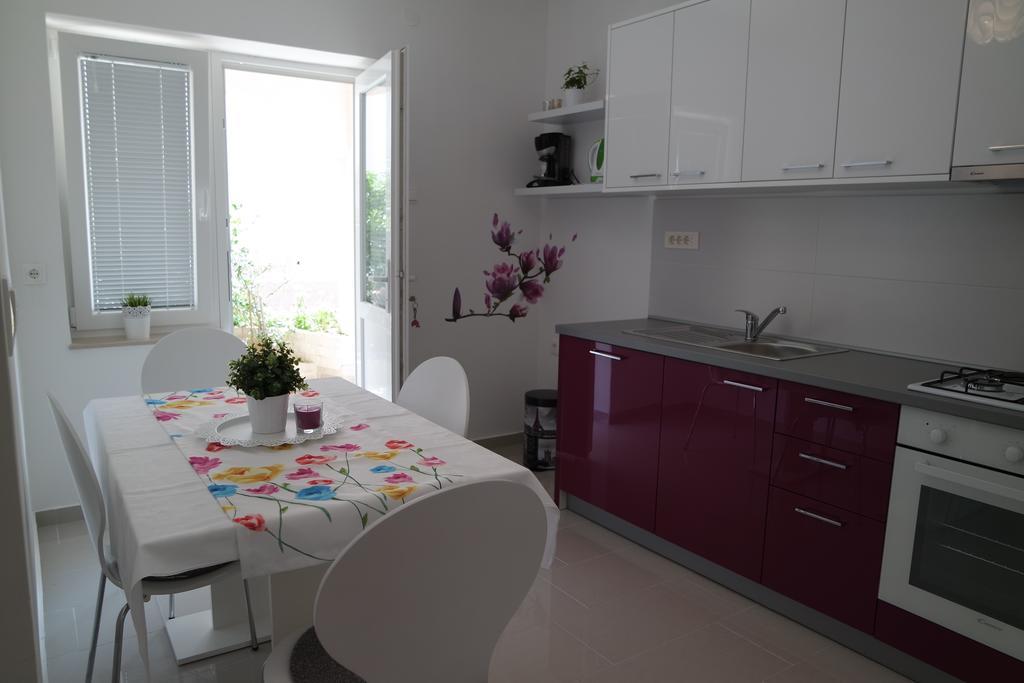 Apartments Jadranka Novalja Kültér fotó